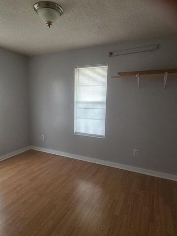 3030 Mcreynolds Avenue SE, Cleveland, TN 37323