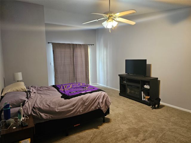 5451 Longview Court 6, Johnston, IA 50131