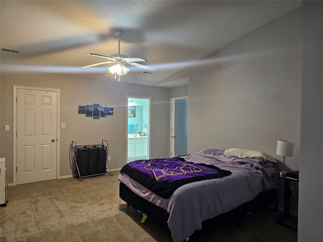 5451 Longview Court 6, Johnston, IA 50131