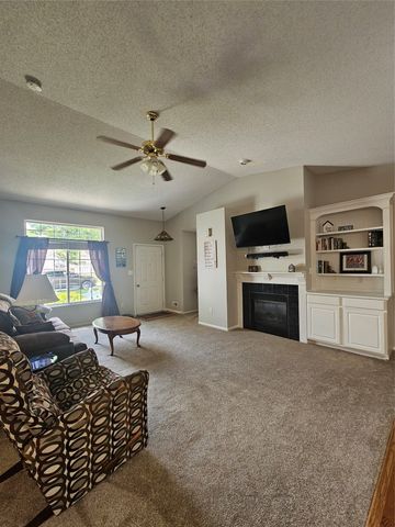 5451 Longview Court 6, Johnston, IA 50131