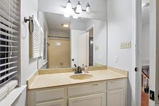 6331 Tally Gate, San Antonio, TX 78240