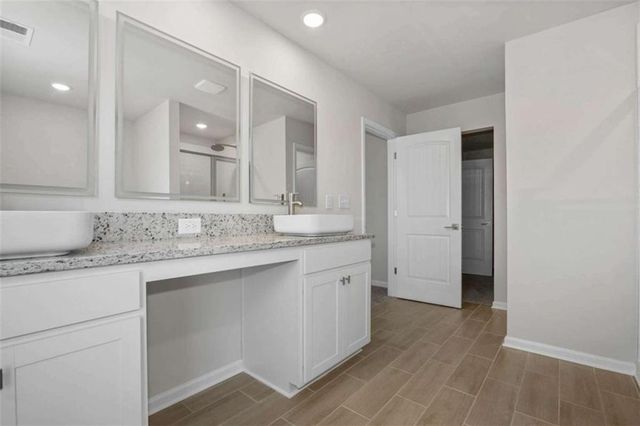 3640 PARKWAY JAMES Drive, Snellville, GA 30039