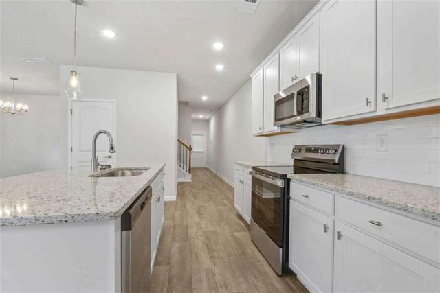3640 PARKWAY JAMES Drive, Snellville, GA 30039