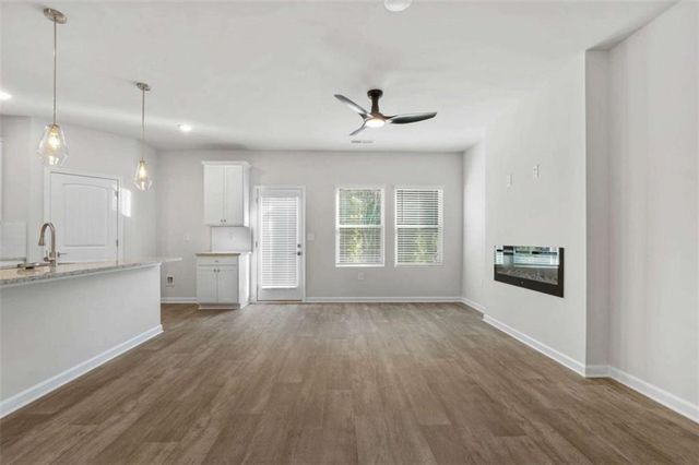 3640 PARKWAY JAMES Drive, Snellville, GA 30039