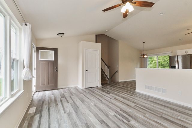 699 Cross Meadows Drive, Valparaiso, IN 46385