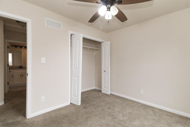 699 Cross Meadows Drive, Valparaiso, IN 46385