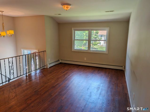18 Country Club Road, Norwalk, CT 06851