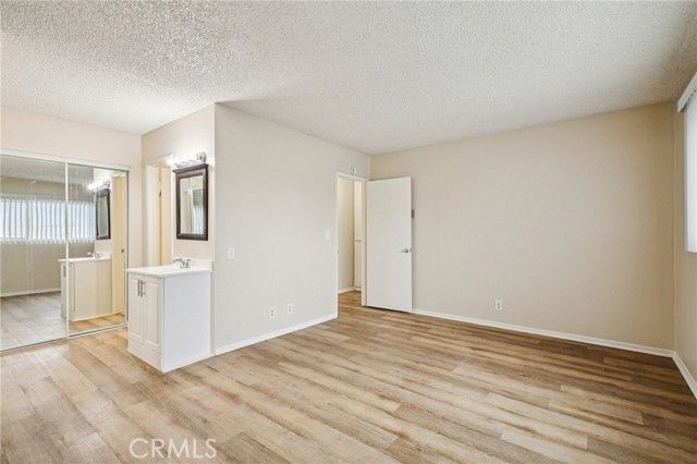 5500 Ackerfield 412, Long Beach, CA 90805