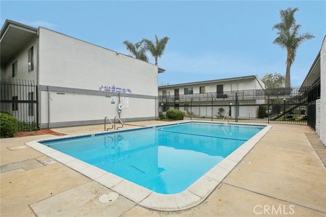 5500 Ackerfield 412, Long Beach, CA 90805