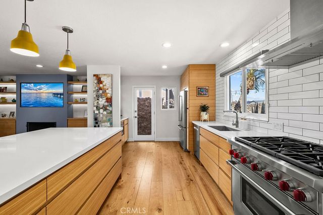 17401 Jefferson Lane, Huntington Beach, CA 92647