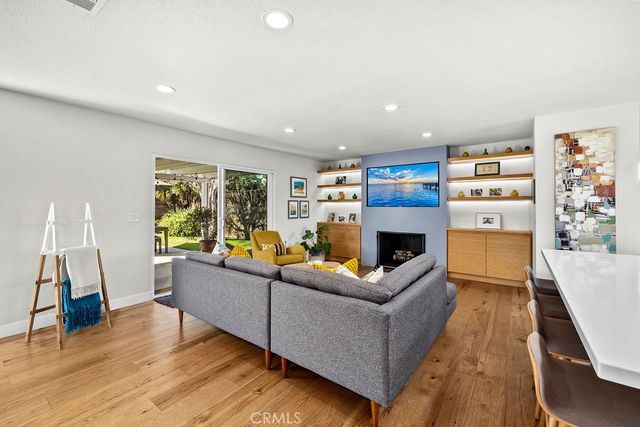 17401 Jefferson Lane, Huntington Beach, CA 92647