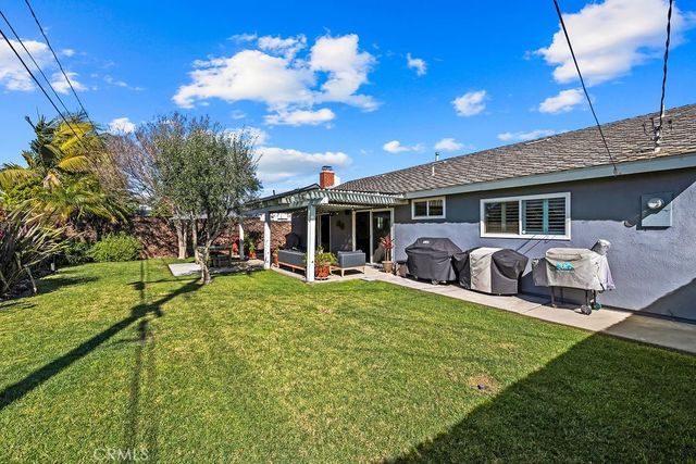 17401 Jefferson Lane, Huntington Beach, CA 92647