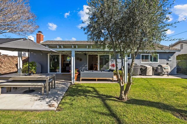 17401 Jefferson Lane, Huntington Beach, CA 92647