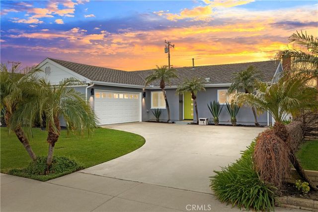 17401 Jefferson Lane, Huntington Beach, CA 92647