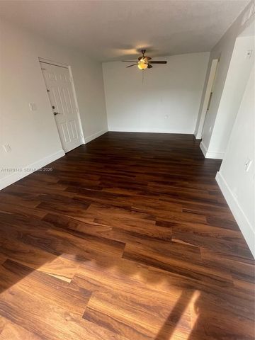 1251 N Benoist Farms Rd 304, West Palm Beach, FL 33411