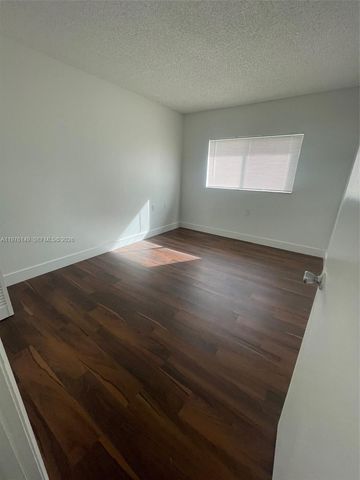 1251 N Benoist Farms Rd 304, West Palm Beach, FL 33411