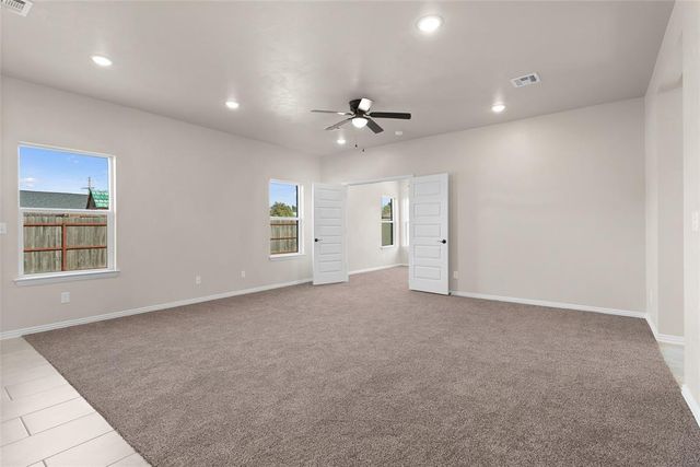 801 Chateau Court, Kingfisher, OK 73750