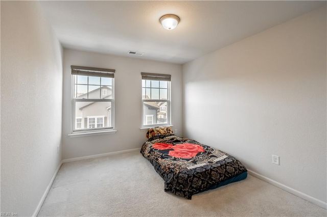 404 Rhema RD, Chesapeake, VA 23323