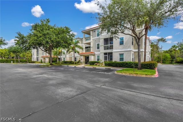 23580 Walden Center DR 207, Estero, FL 34134