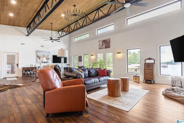 900 RIVERCREST DRIVE, Vincent, AL 35178