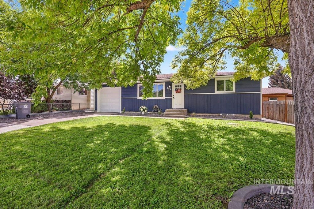 345 Center St W, Kimberly, ID 83341
