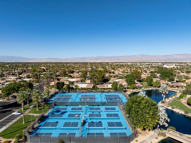 44695 Monaco Circle, Palm Desert, CA 92260