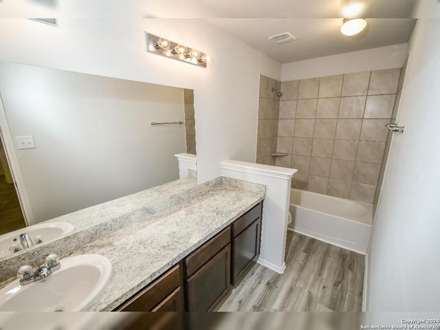 2335 Dry Moss Way, San Antonio, TX 78224