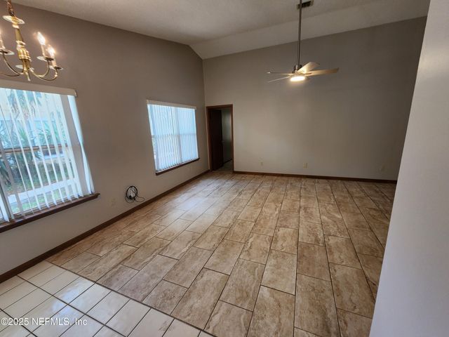 3510 RAIN FOREST Drive W, Jacksonville, FL 32277