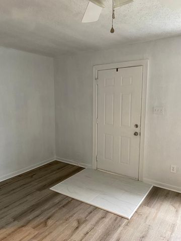 5237 Carmen Street, Houston, TX 77033