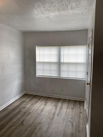 5237 Carmen Street, Houston, TX 77033