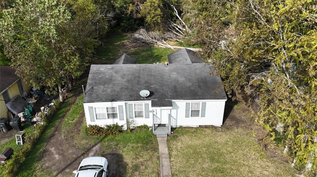 5237 Carmen Street, Houston, TX 77033