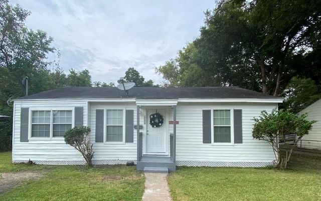 5237 Carmen Street, Houston, TX 77033