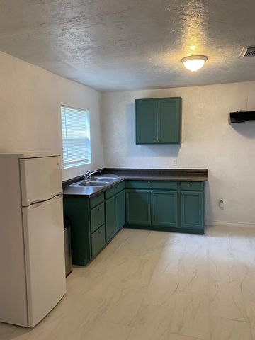 5237 Carmen Street, Houston, TX 77033