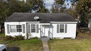 5237 Carmen Street, Houston, TX 77033