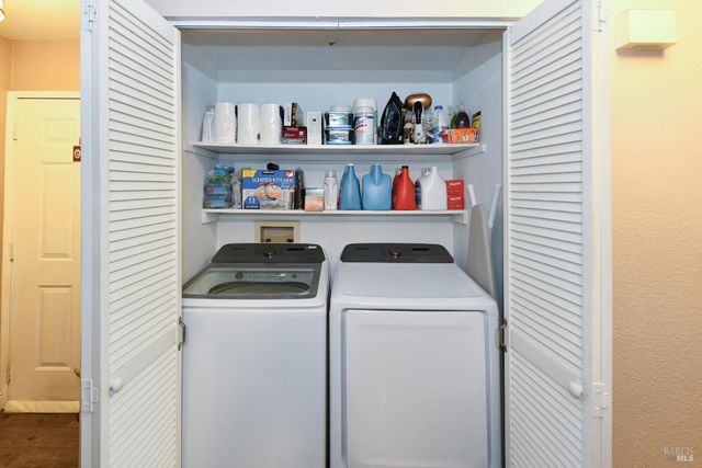 7755 Camino Colegio Dr, Rohnert Park, CA 94928