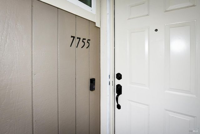 7755 Camino Colegio Dr, Rohnert Park, CA 94928