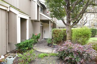 7755 Camino Colegio Dr, Rohnert Park, CA 94928