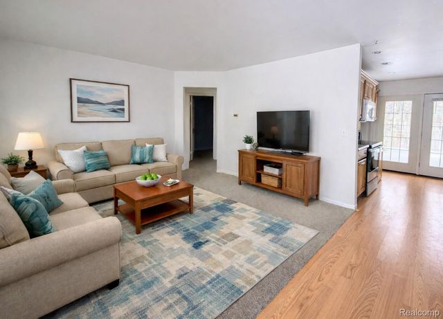 5940 Daniels Street, Taylor, MI 48180