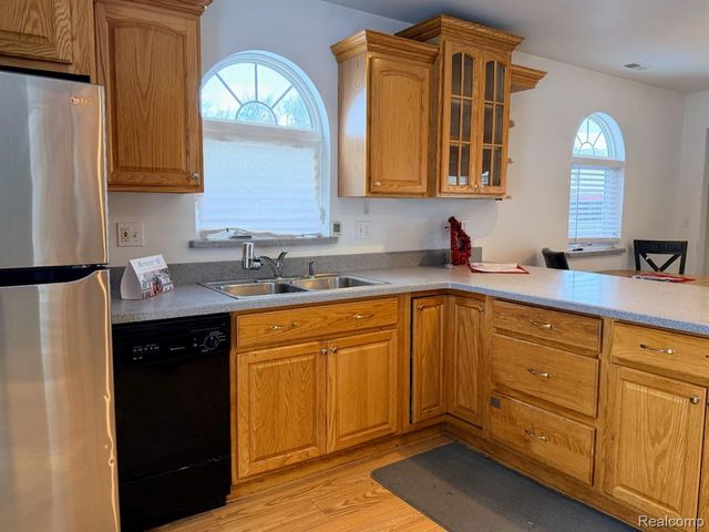 5940 Daniels Street, Taylor, MI 48180