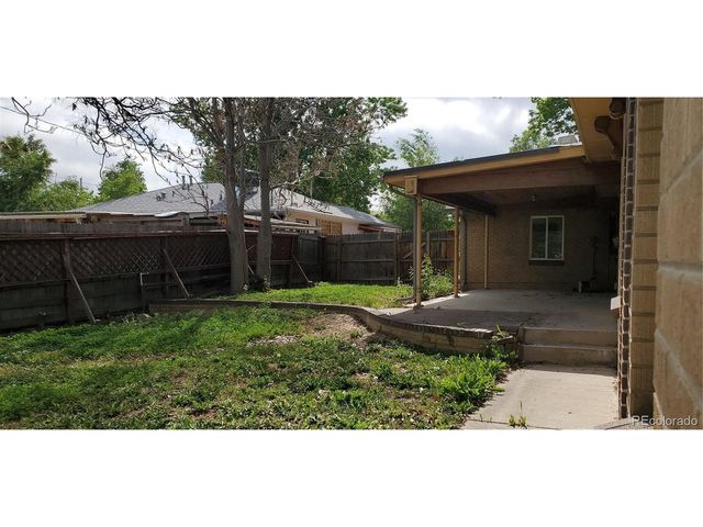 3530 Chase St, Wheat Ridge, CO 80212