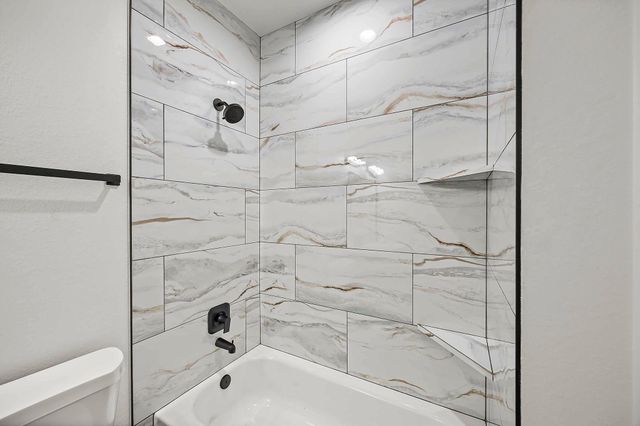 10426 Royal Oaks Drive, Houston, TX 77016