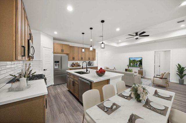 10426 Royal Oaks Drive, Houston, TX 77016