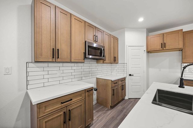 10426 Royal Oaks Drive, Houston, TX 77016
