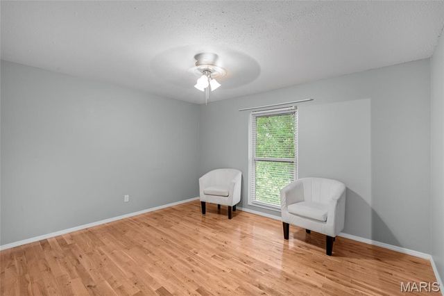 13556 Coliseum Drive, Chesterfield, MO 63017