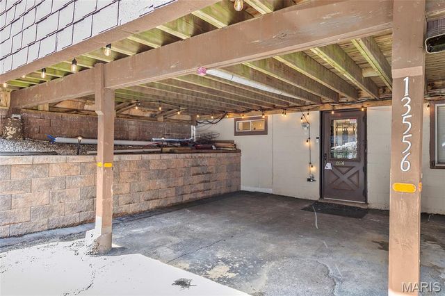 13556 Coliseum Drive, Chesterfield, MO 63017