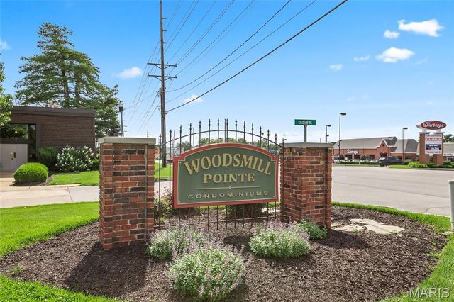 13556 Coliseum Drive, Chesterfield, MO 63017