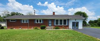 222 Cardinal Dr, Mcminnville, TN 37110