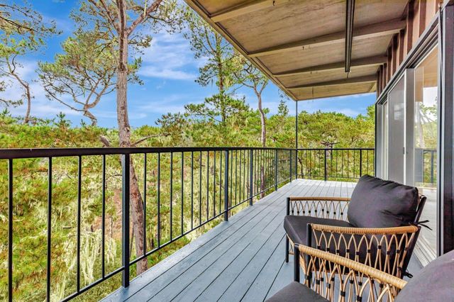31 Del Mesa Carmel, Carmel, CA 93923