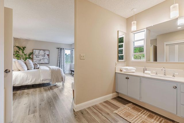 31 Del Mesa Carmel, Carmel, CA 93923