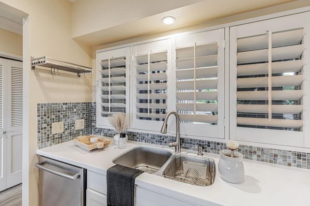 31 Del Mesa Carmel, Carmel, CA 93923